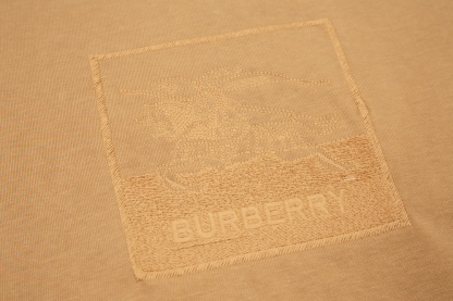 Burberry Summer Warhorse Embroidered Short Sleeves-Luxeon