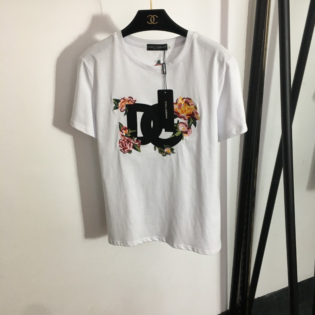 D&G Embroidered Flower T-shirt-Luxeon