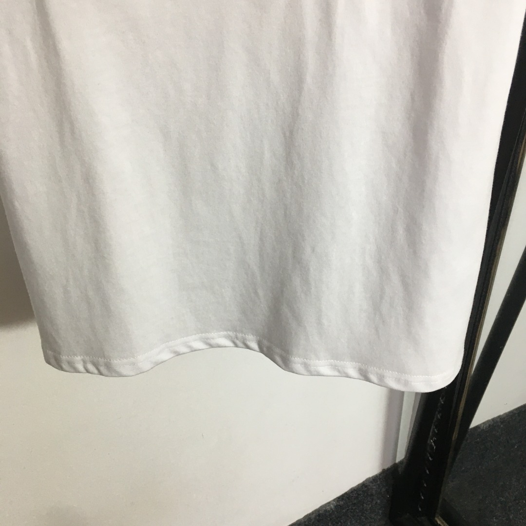 D&G Embroidered Flower T-shirt-Luxeon