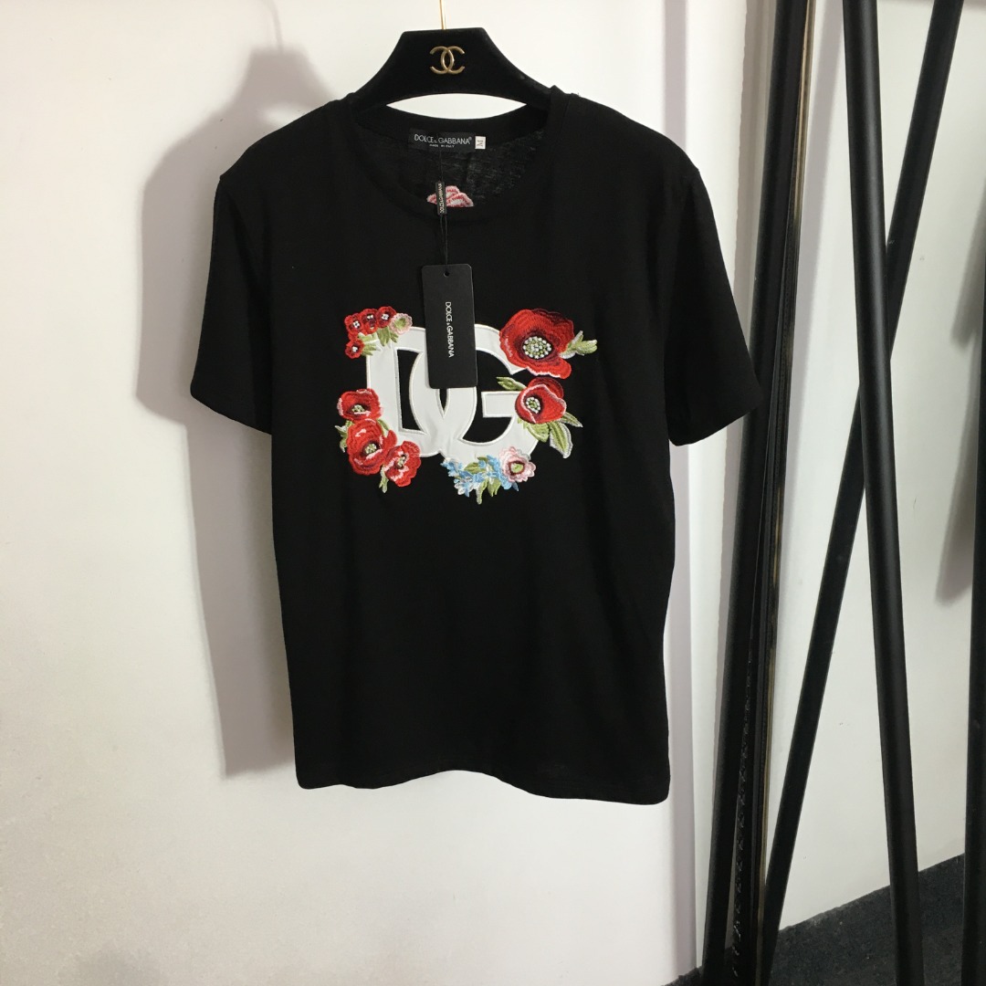 D&G Embroidered Flower T-shirt-Luxeon