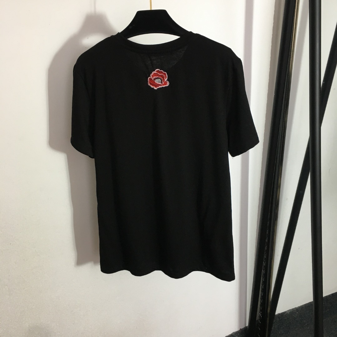D&G Embroidered Flower T-shirt-Luxeon