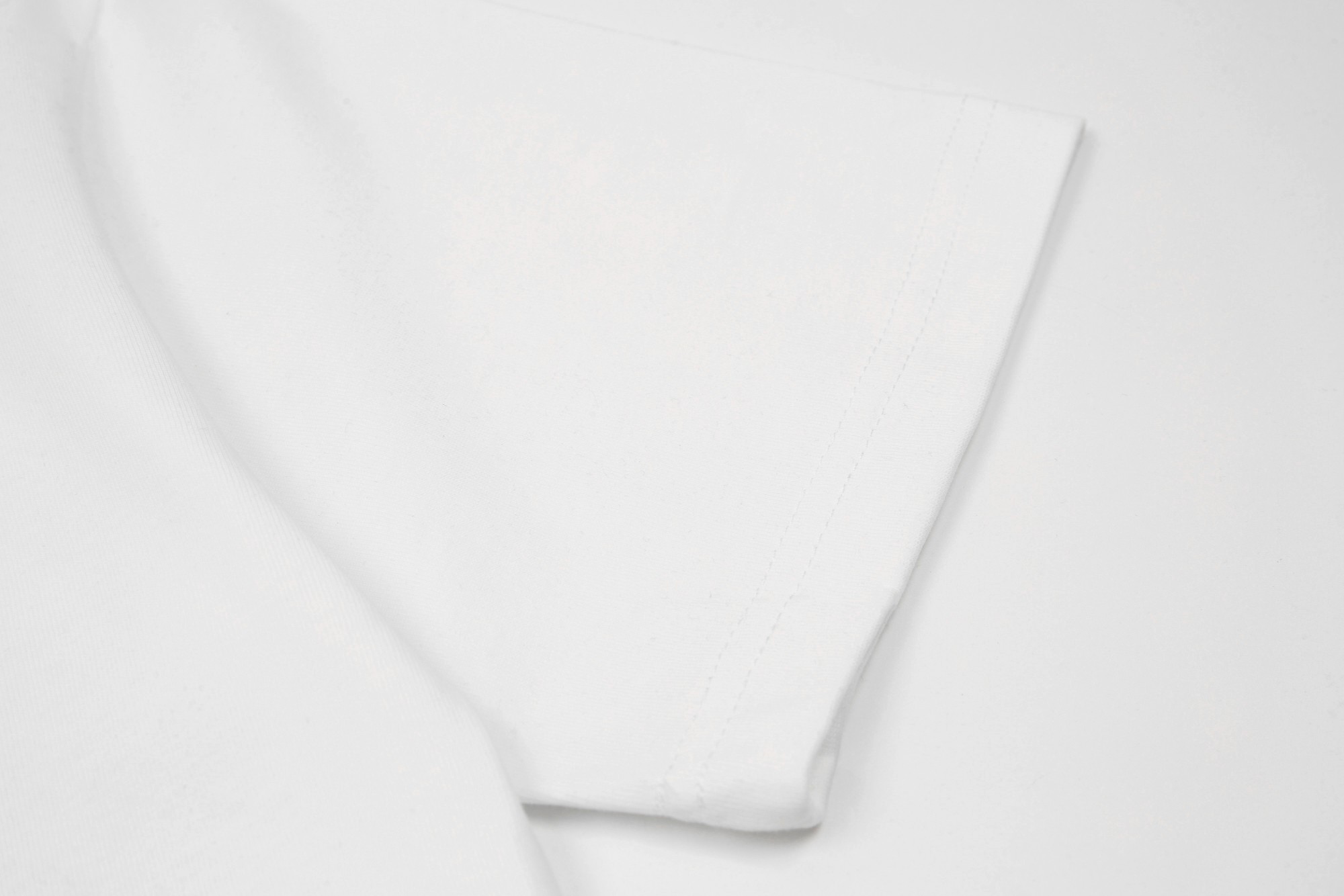 Burberry Oak Leaf Warhorse Short Sleeve Black White-Luxeon