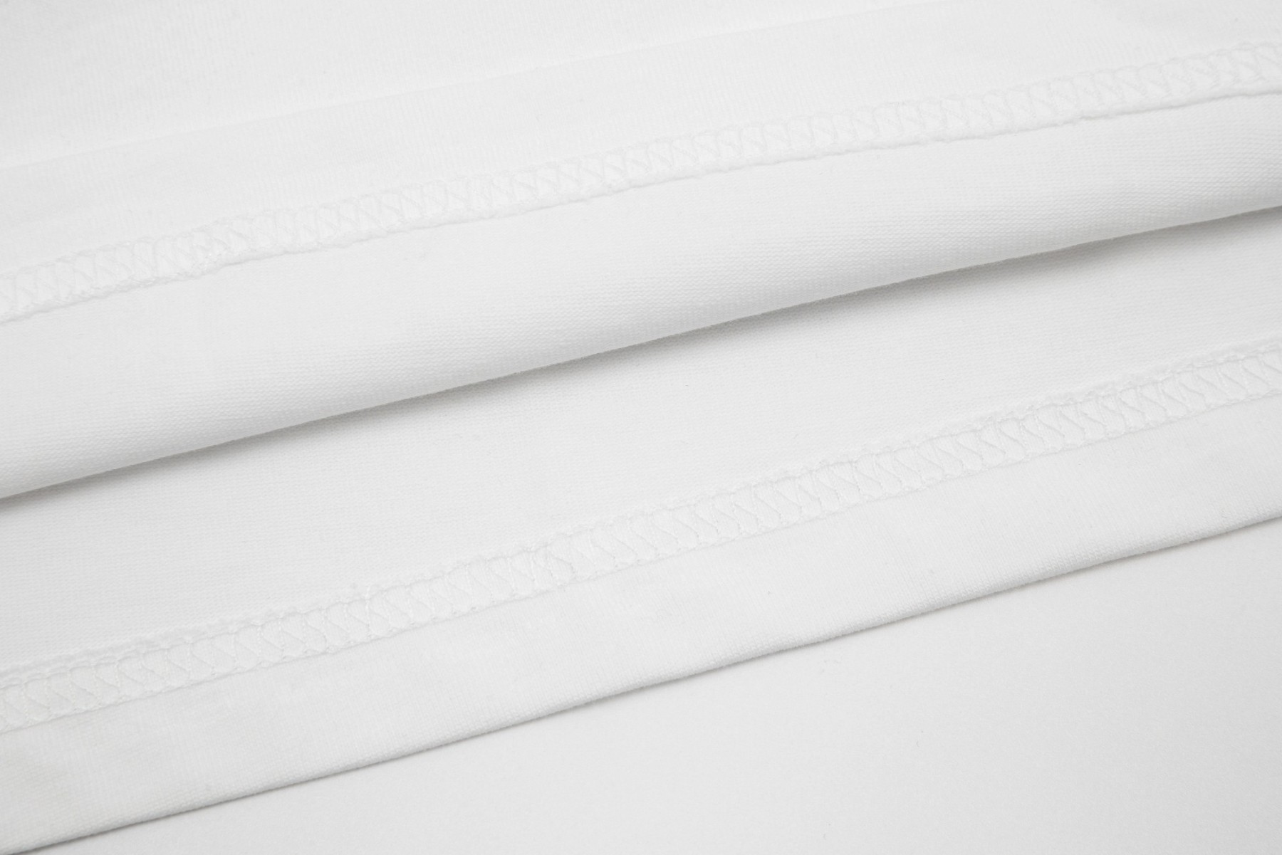 Burberry Oak Leaf Warhorse Short Sleeve Black White-Luxeon