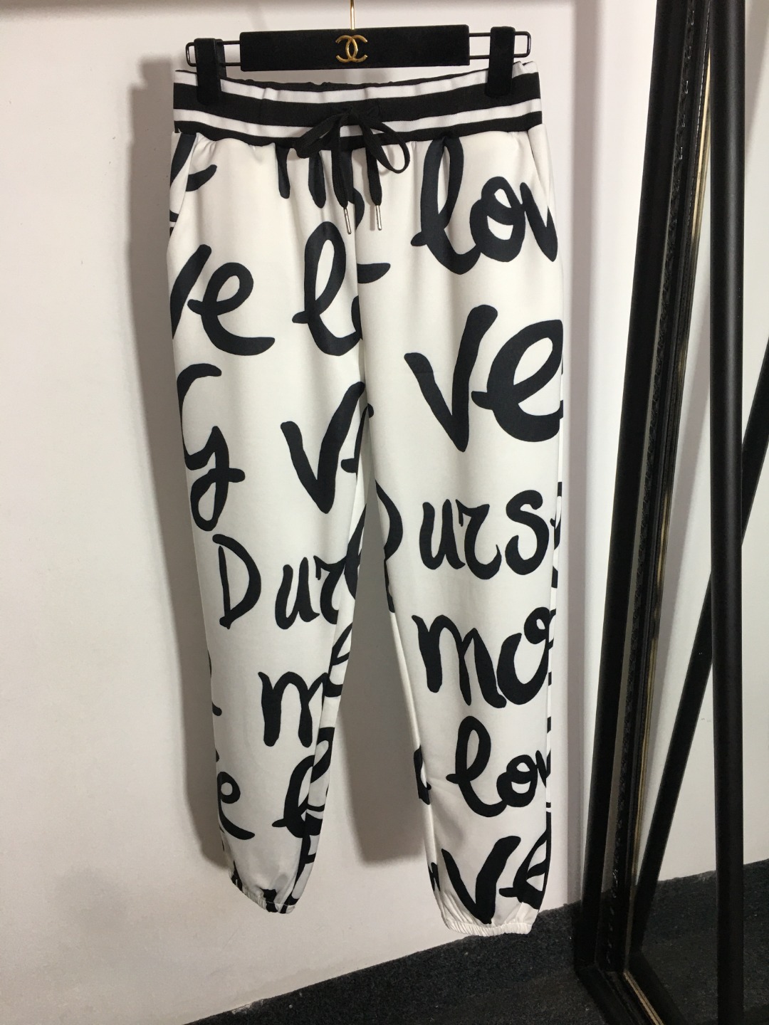 D&G Letter T-shirt+casual pants-Luxeon