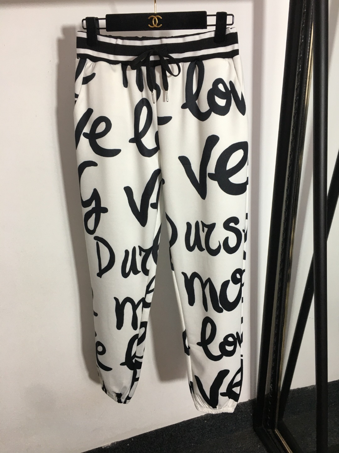D&G Letter T-shirt+casual pants-Luxeon