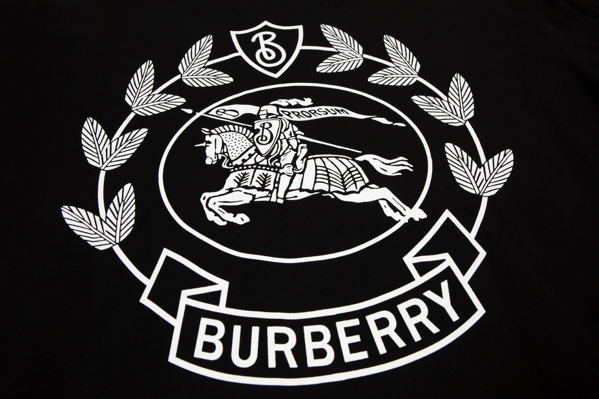 Burberry Oak Leaf Warhorse Short Sleeve Black White-Luxeon