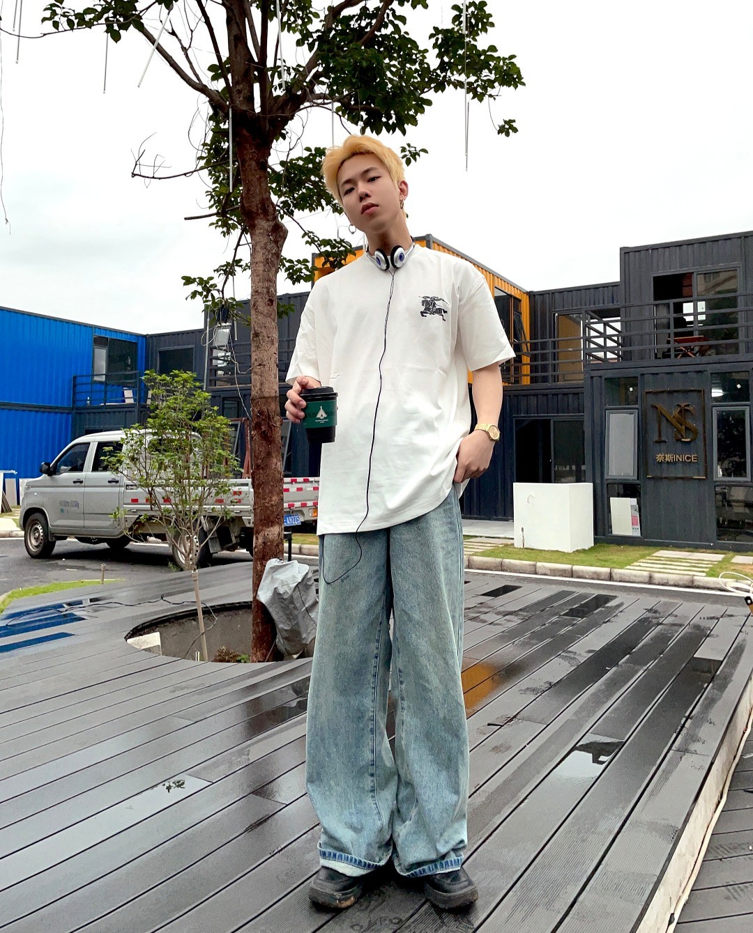 Burberry Oak Leaf Warhorse Short Sleeve Black White-Luxeon