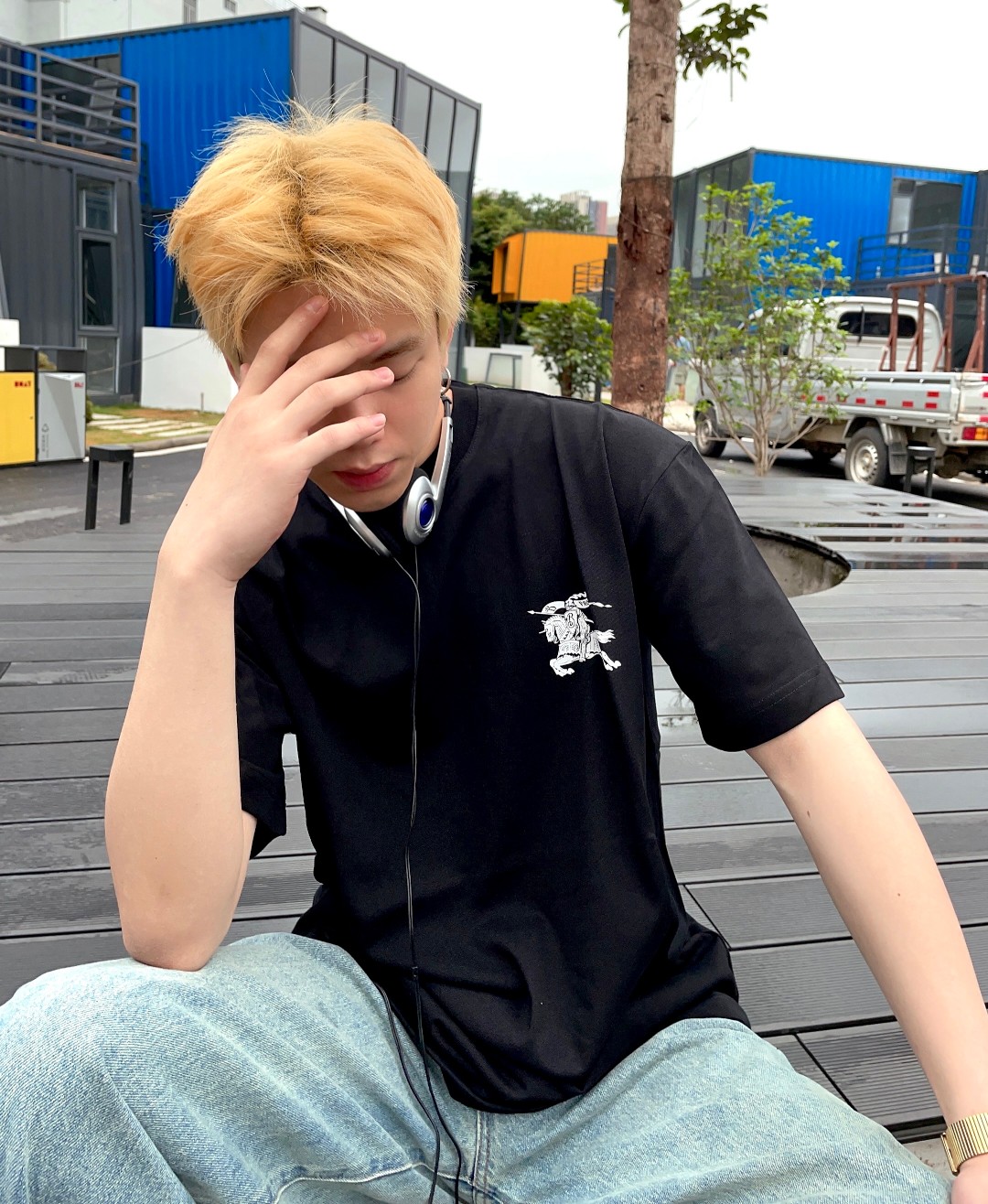 Burberry Oak Leaf Warhorse Short Sleeve Black White-Luxeon