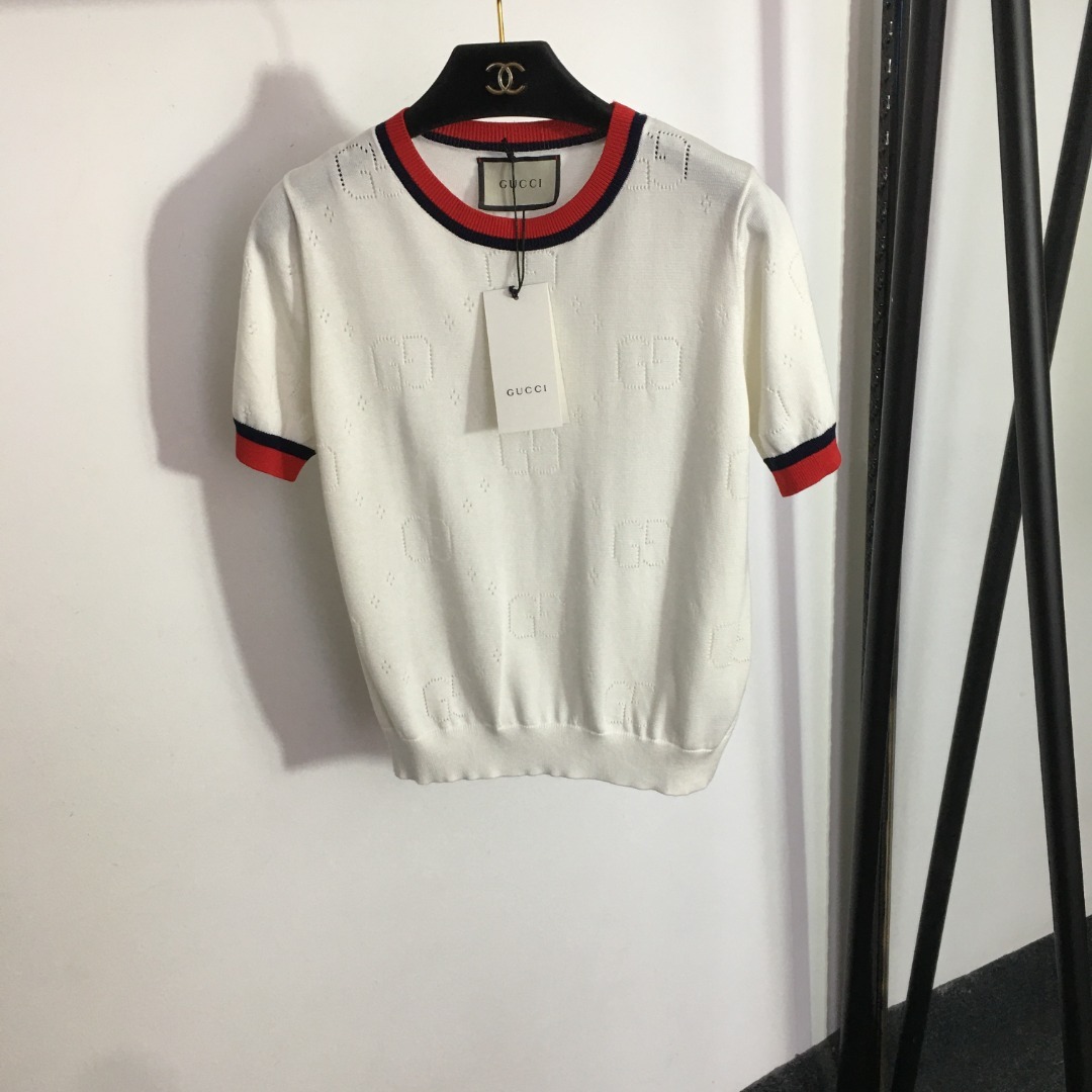 G style Colored Round Neck Short Sleeve Knit-Luxeon