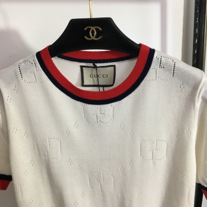 G style Colored Round Neck Short Sleeve Knit-Luxeon