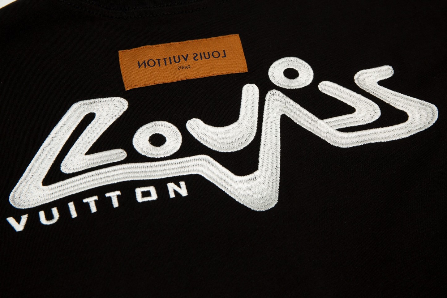 . Snowflake Embroidery Short Sleeve Black/White-Luxeon