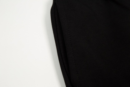 Burberry Warrior Horse Embroidered Shorts Summer-Luxeon