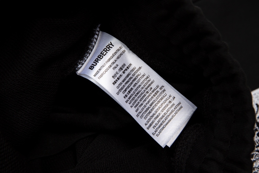 Burberry Warrior Horse Embroidered Shorts Summer-Luxeon