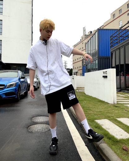 Burberry Warrior Horse Embroidered Shorts Summer-Luxeon