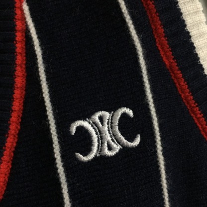 C style V-neck contrasting striped cashmere knit vest-Luxeon