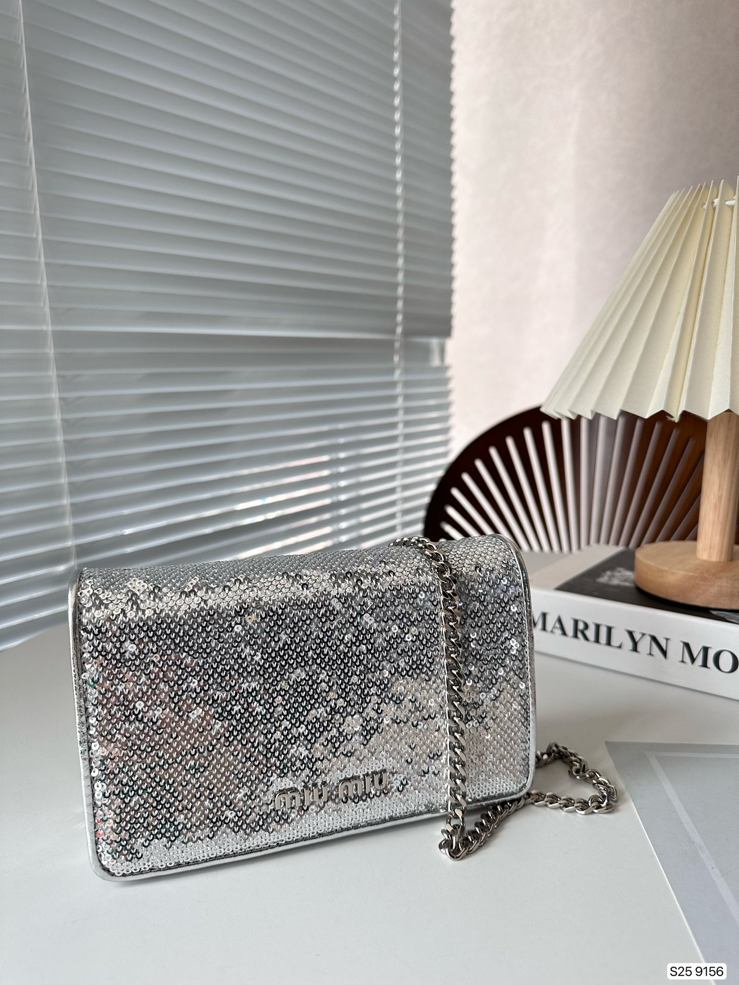 MiuMiu Sequin Chain Bag-Luxeon