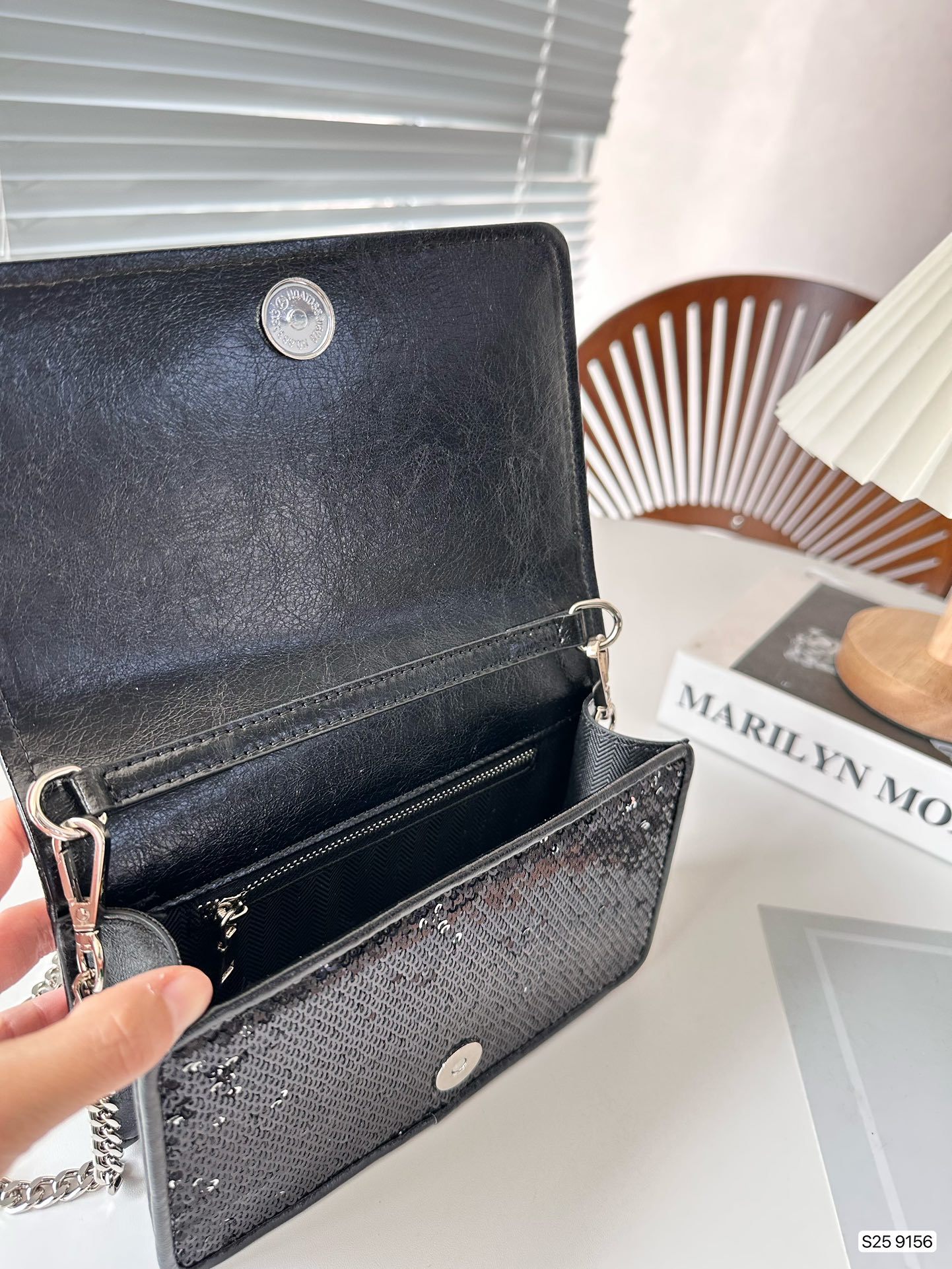 MiuMiu Sequin Chain Bag-Luxeon