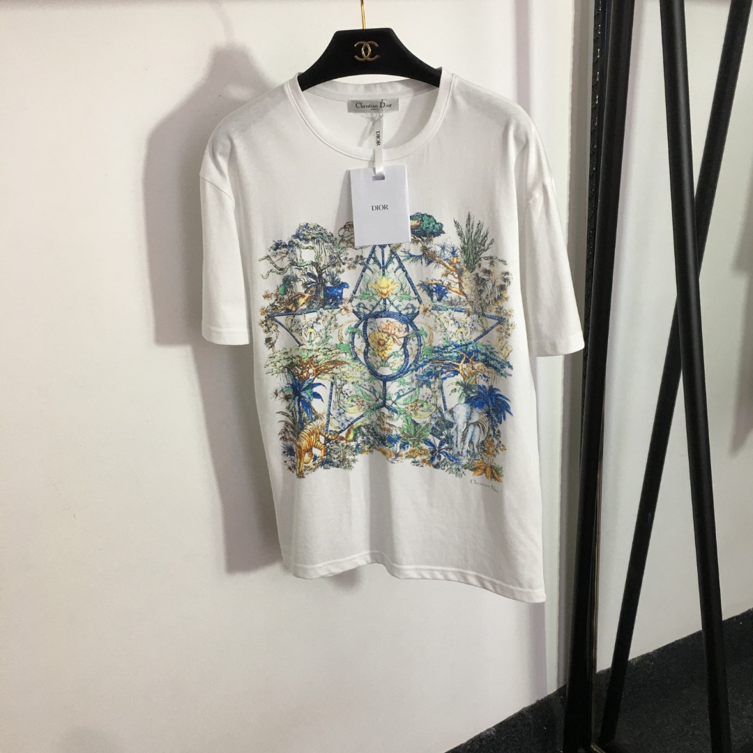 D style pentagram Forest Animal Print Short Sleeve T-shirt-Luxeon