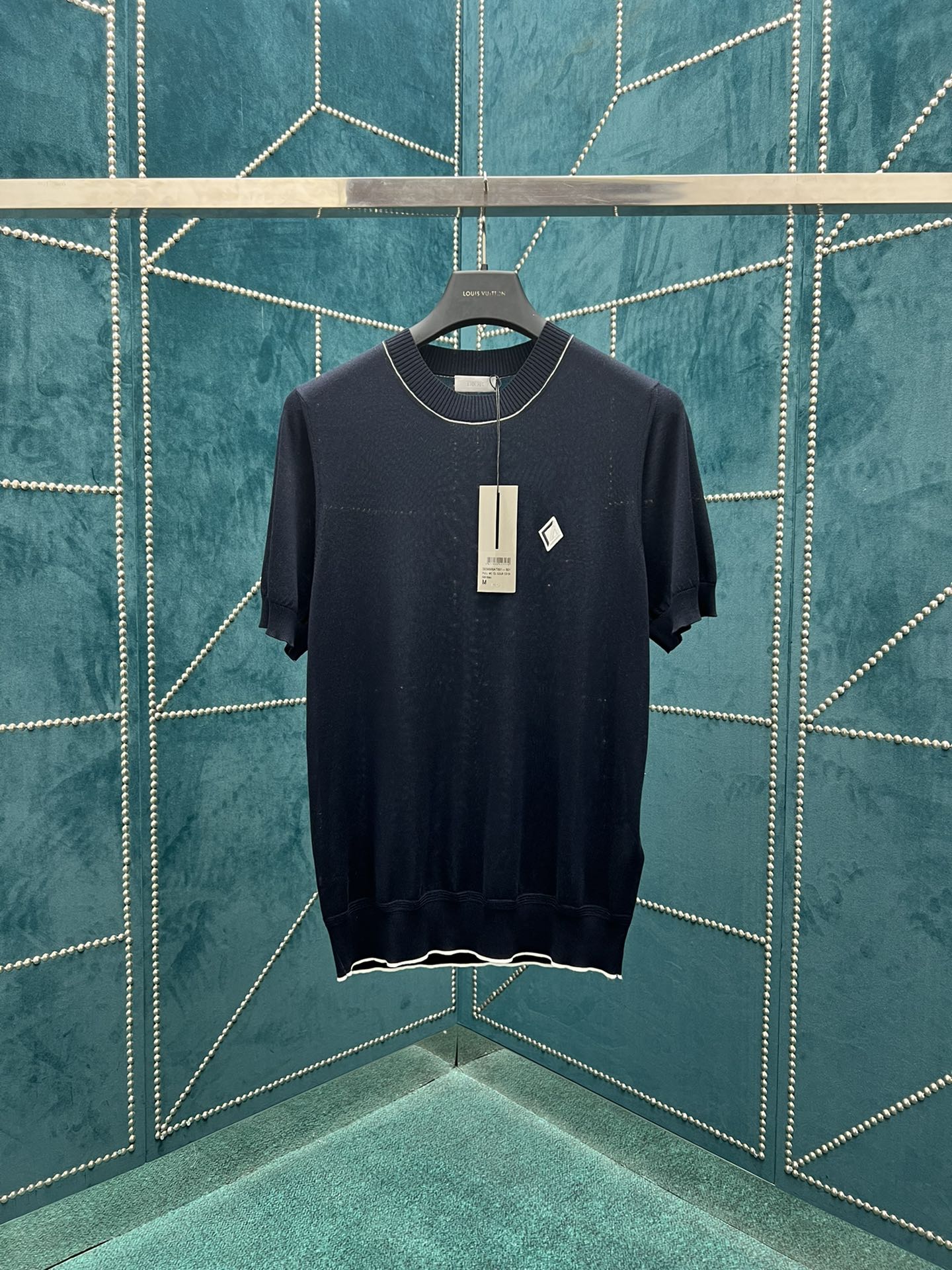 D style New Short Sleeve Round Neck Knit-Luxeon