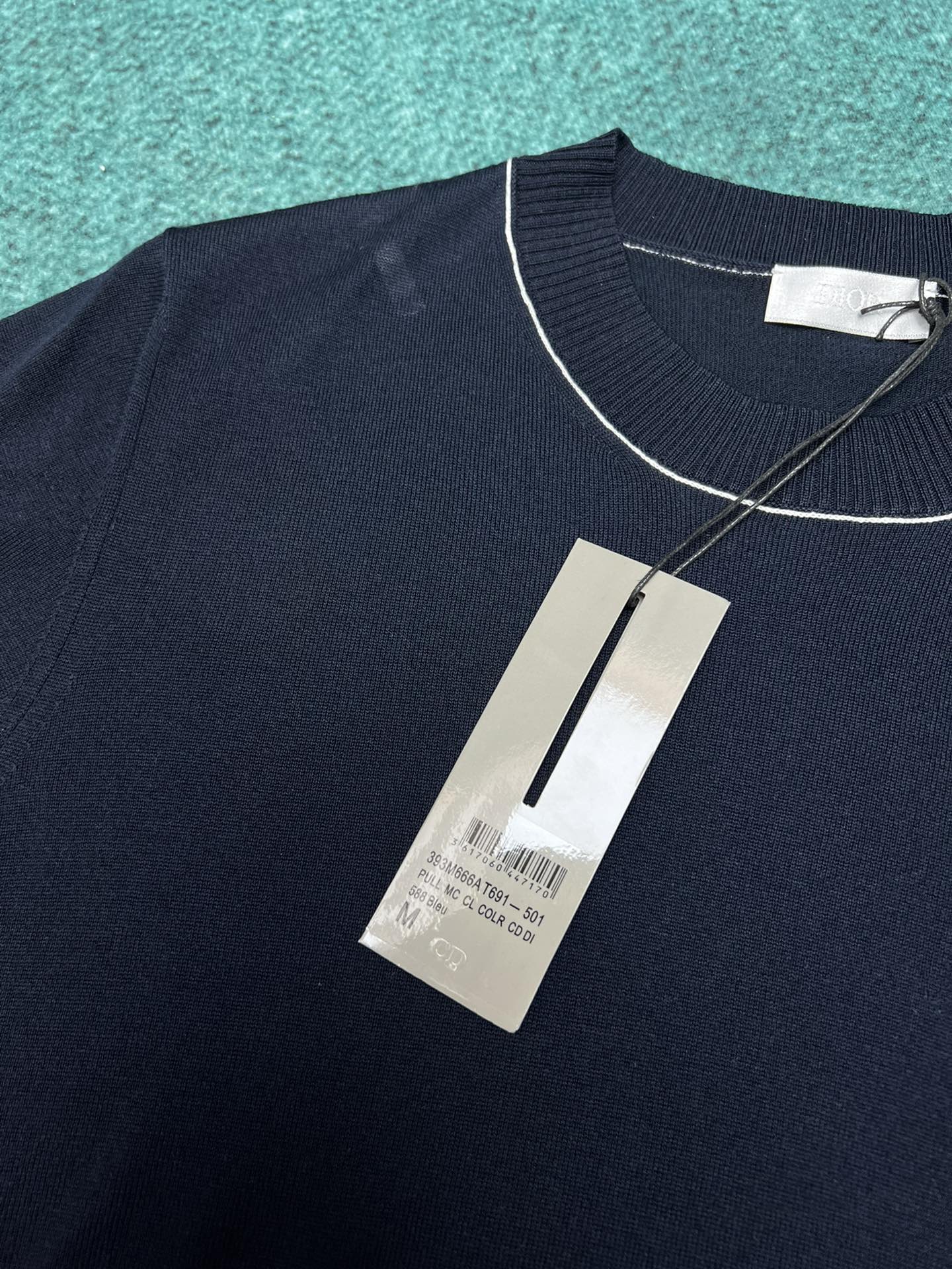 D style New Short Sleeve Round Neck Knit-Luxeon