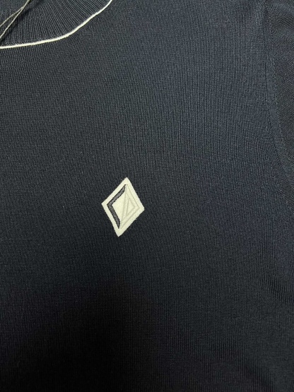 D style New Short Sleeve Round Neck Knit-Luxeon