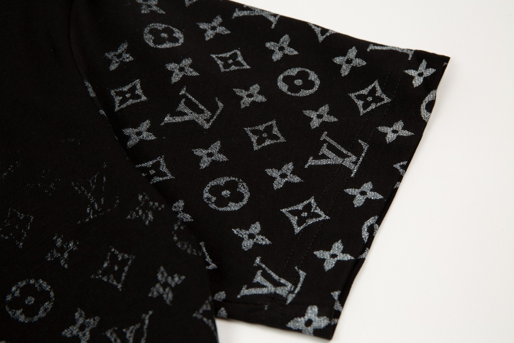 bag Gradient Print Short Sleeve Black/Green-Luxeon