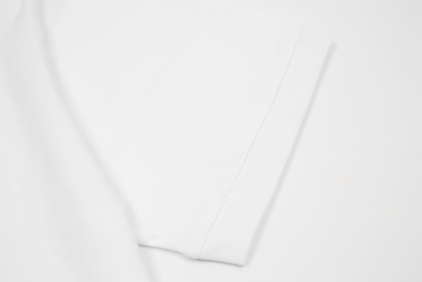 G style Cherry Pocket T-shirt-Luxeon