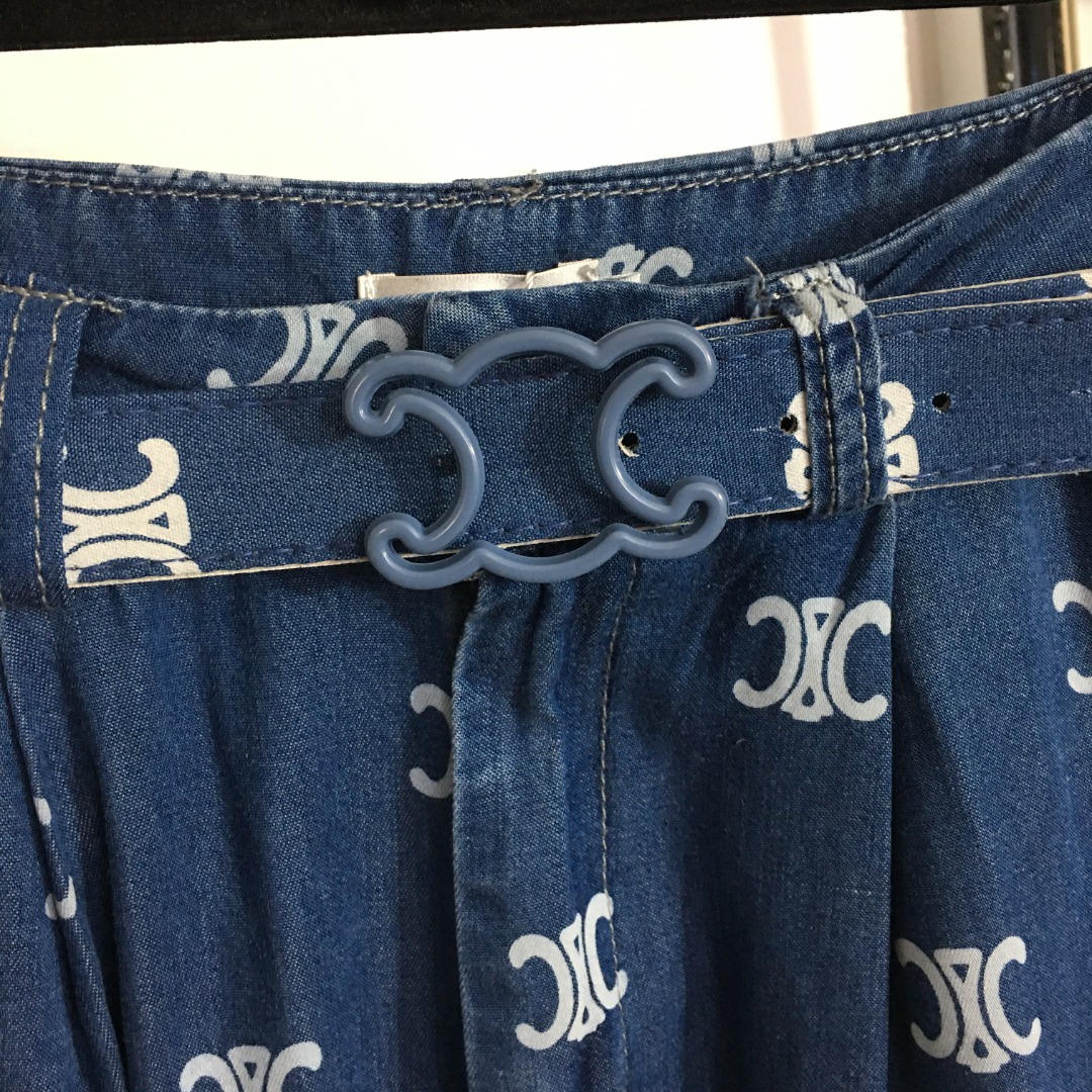 C style printed straight leg denim pants-Luxeon