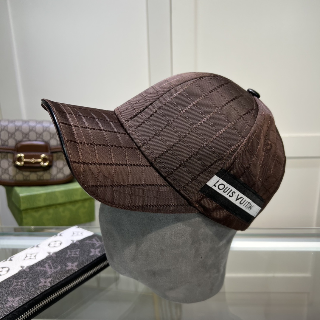 L style Fashion plaid baseball hats-Luxeon