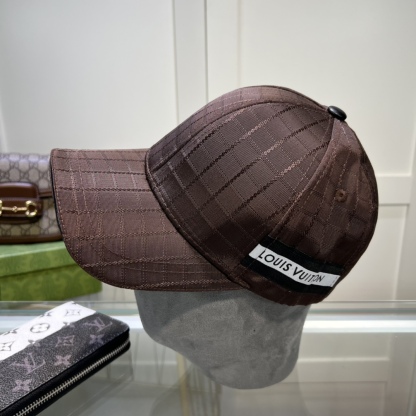 L style Fashion plaid baseball hats-Luxeon