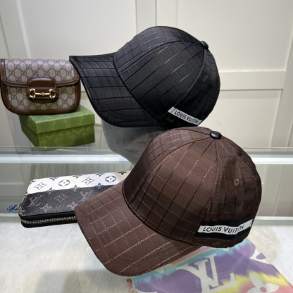L style Fashion plaid baseball hats-Luxeon