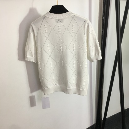 C style embroidered short sleeved knit shirt-Luxeon