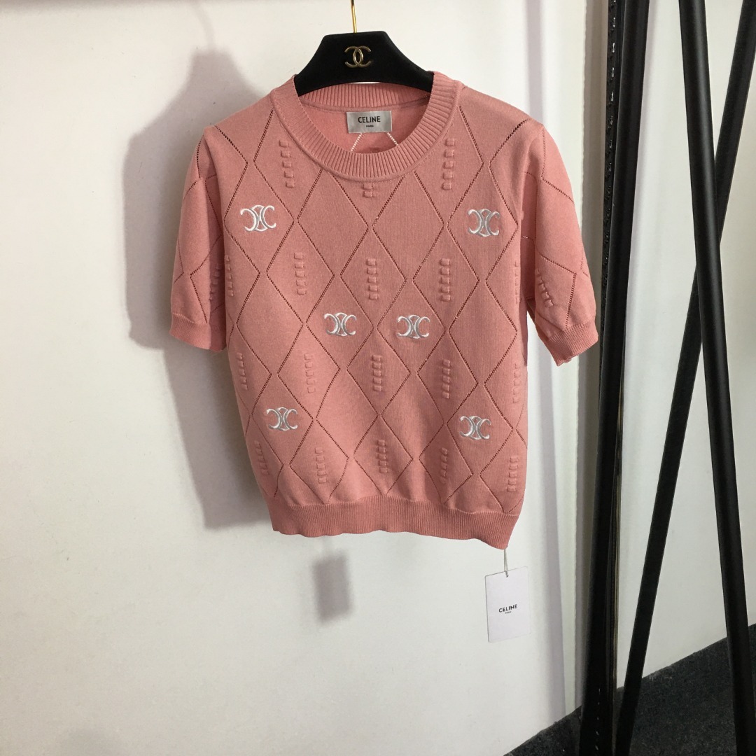 C style embroidered short sleeved knit shirt-Luxeon