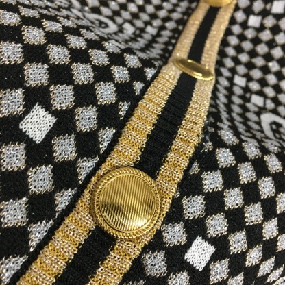 G style plaid long sleeved knitted cardigan-Luxeon