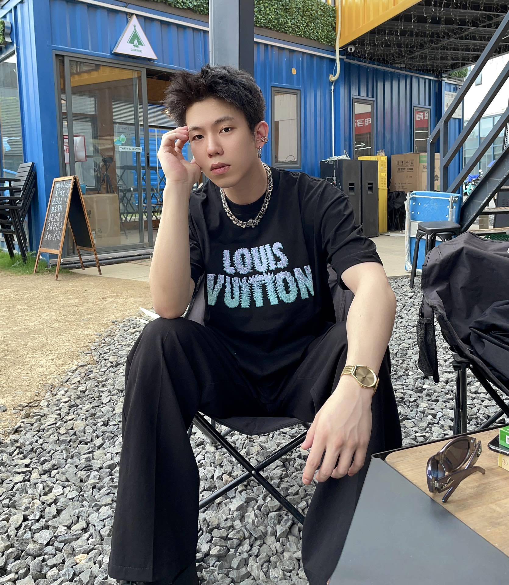 bag Gradient Logo Short Sleeve-Luxeon