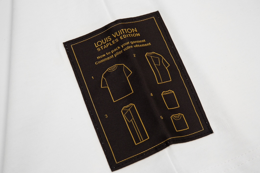 . Co branded Unisex Short Sleeve-Luxeon