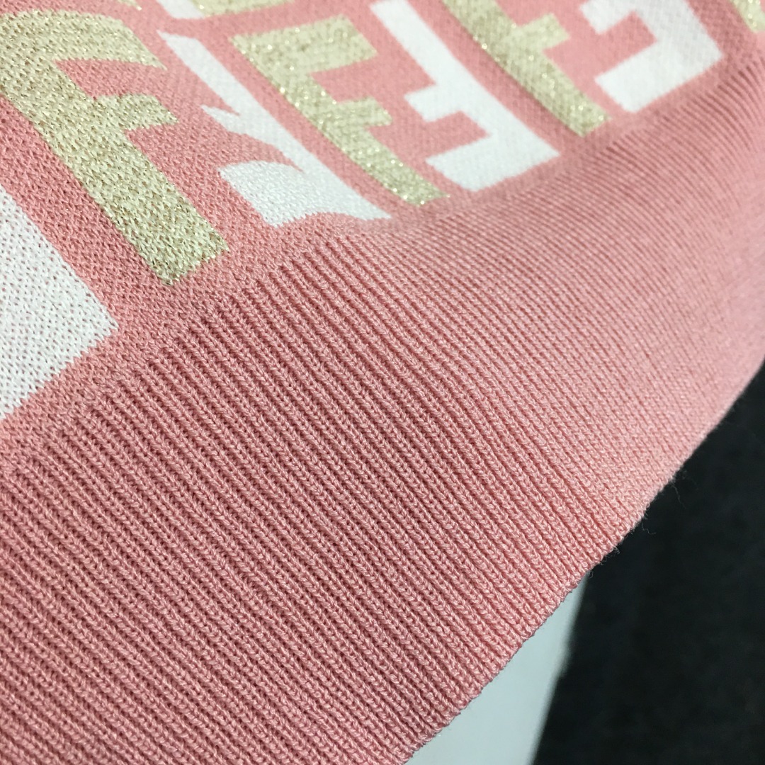 F style F Letter Short Sleeve Knit-Luxeon