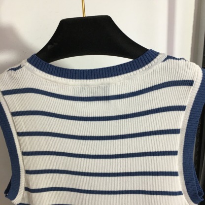 P style Letter Stripe Slim Fit Knitted Tank Top-Luxeon
