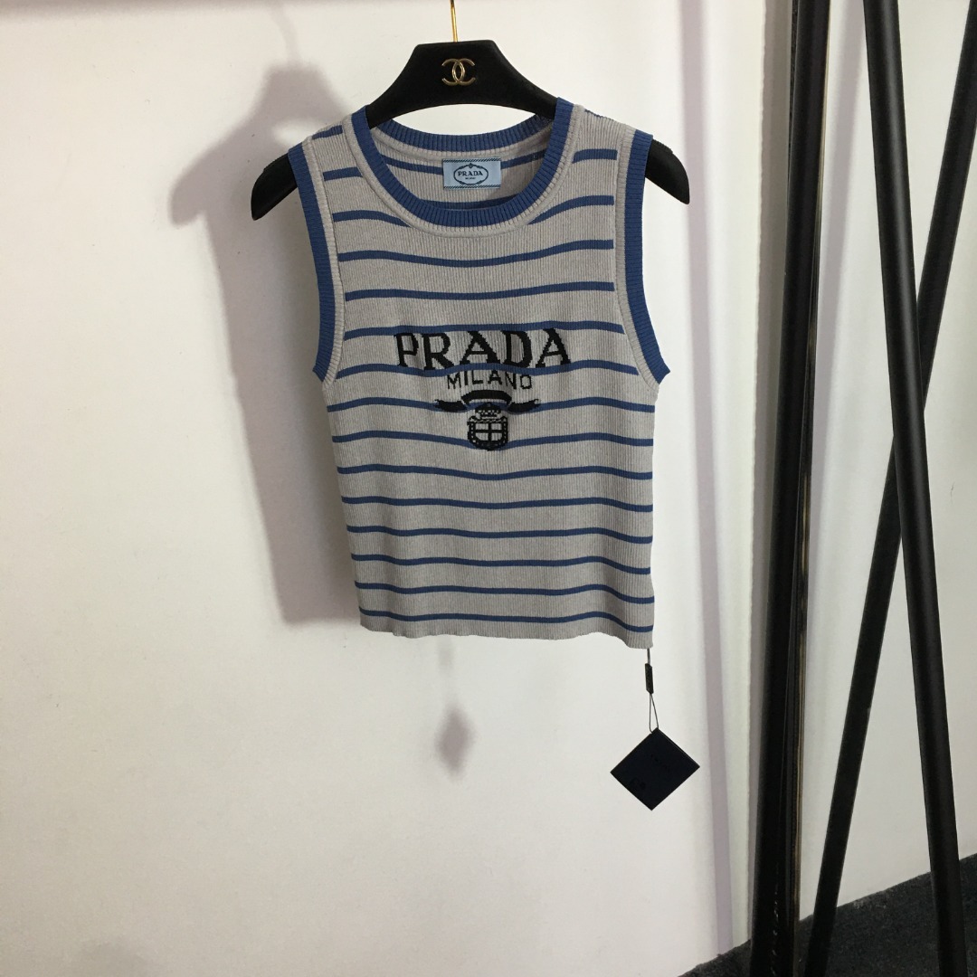 P style Letter Stripe Slim Fit Knitted Tank Top-Luxeon