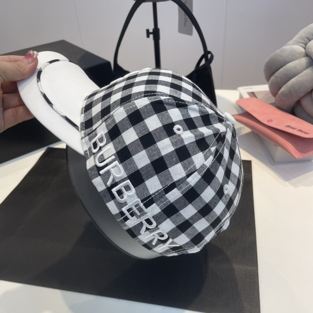 Burberry fashion plaid baseball hats-Luxeon