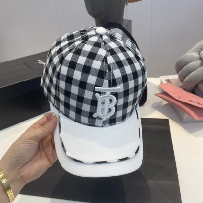 Burberry fashion plaid baseball hats-Luxeon