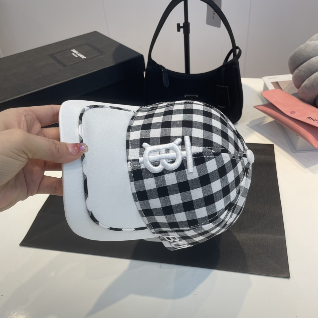 Burberry fashion plaid baseball hats-Luxeon