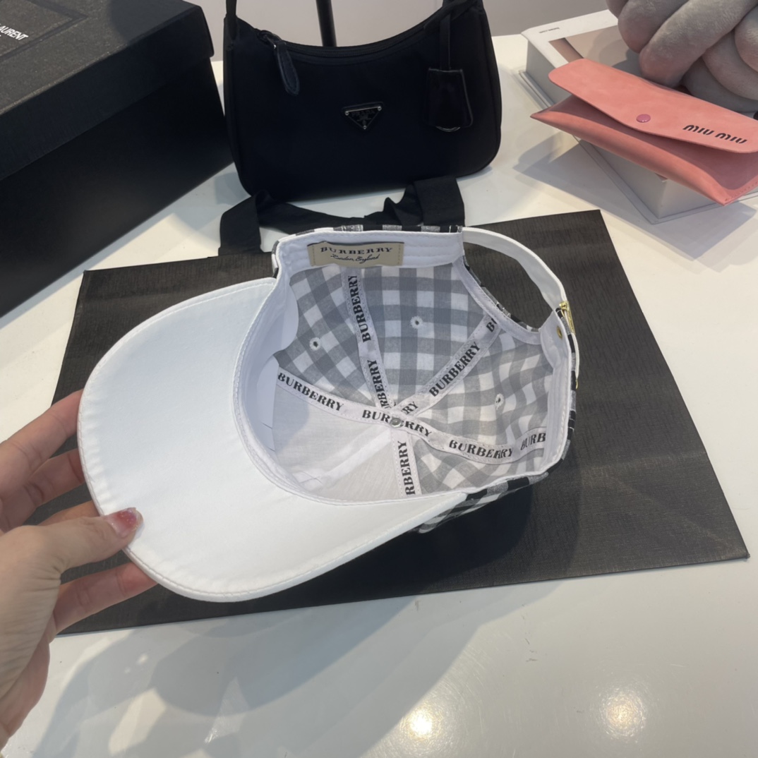 Burberry fashion plaid baseball hats-Luxeon