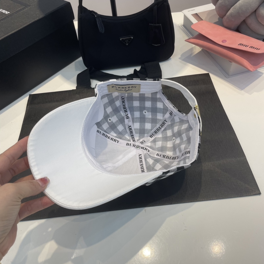 Burberry fashion plaid baseball hats-Luxeon