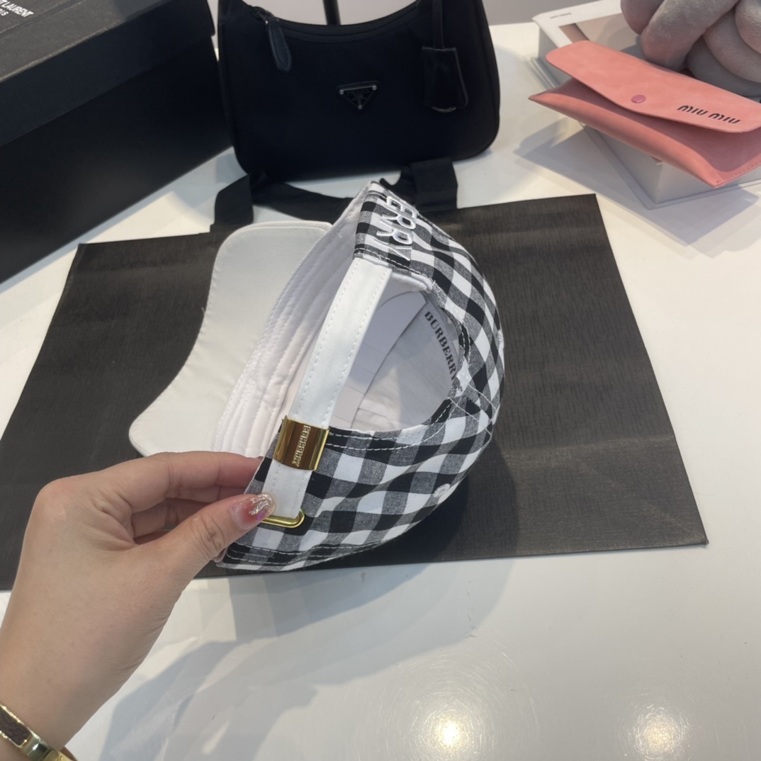 Burberry fashion plaid baseball hats-Luxeon