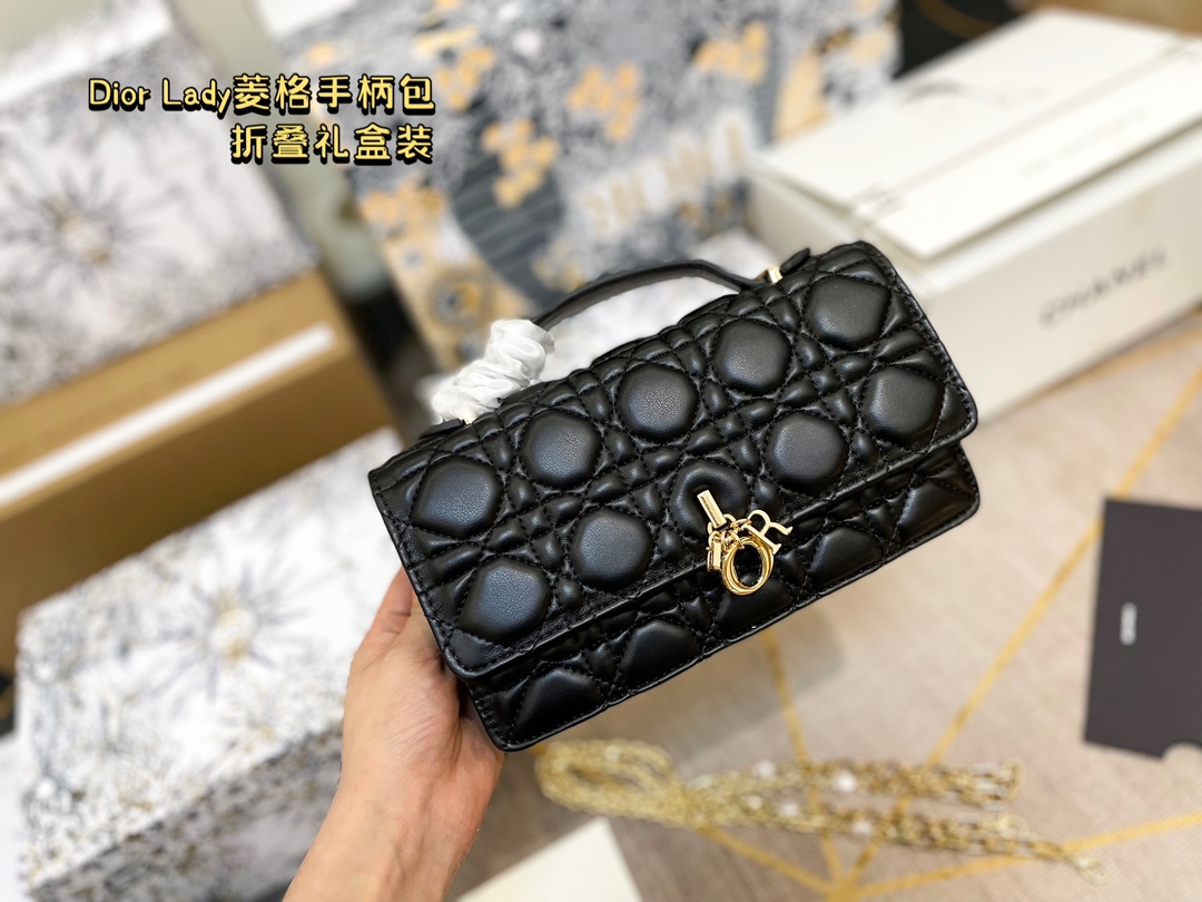 D style Woc chain bag-Luxeon