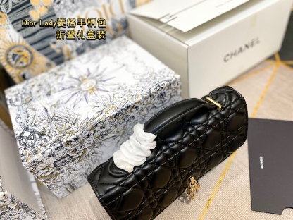 D style Woc chain bag-Luxeon