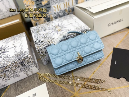 D style Woc chain bag-Luxeon