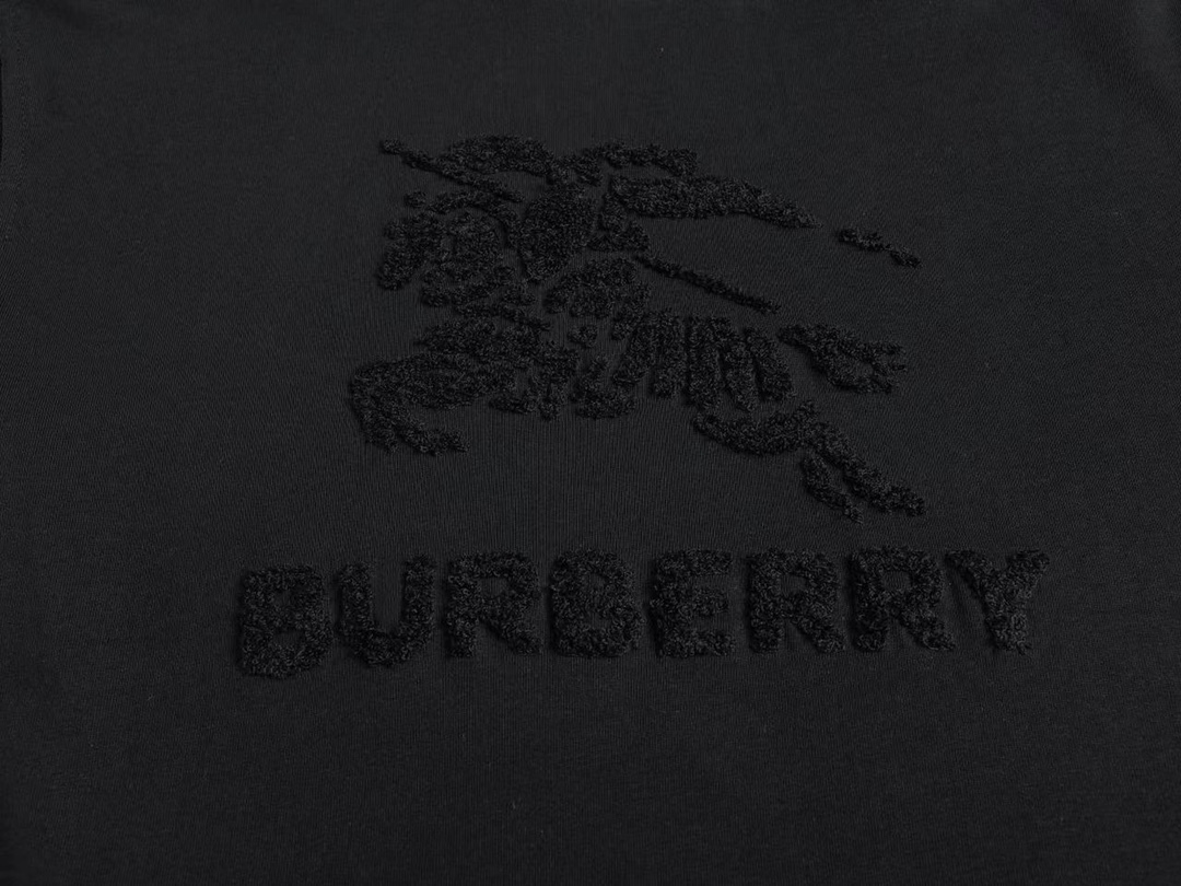 Burberry Equestrian Knight Embroidered Cotton Short Sleeve T-shirt-Luxeon