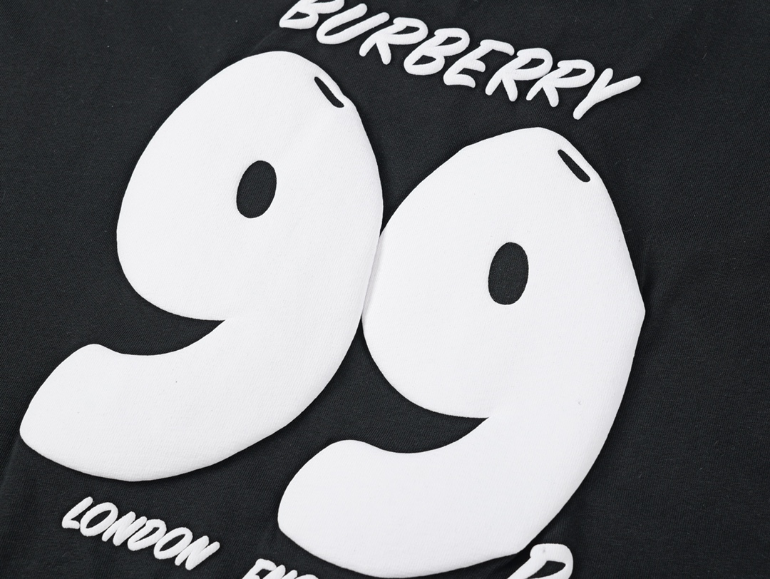 Burberry Ice Cream Round Neck Short Sleeve T-shirt-Luxeon